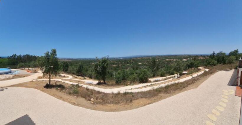 پانسیون Monte Da Silveira