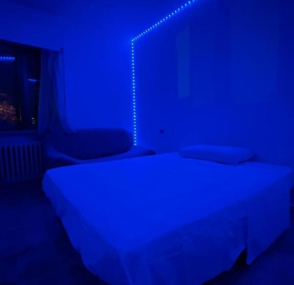 بنسيون Pacific Room