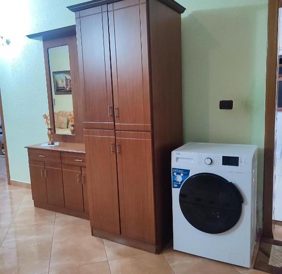 פנסיון The Village House