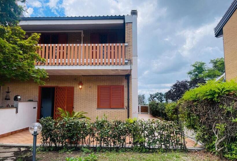 پانسیون Villetta Home Castelli Apartments