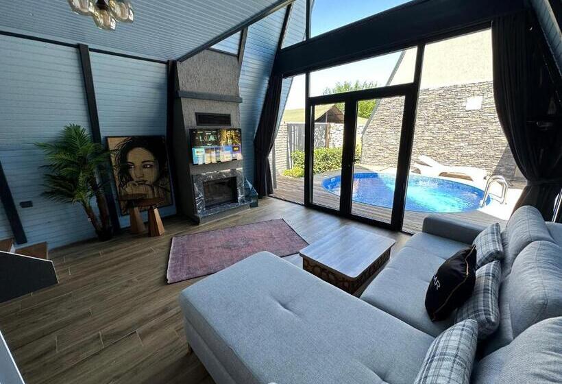 استراحتگاه Aura Sapanca