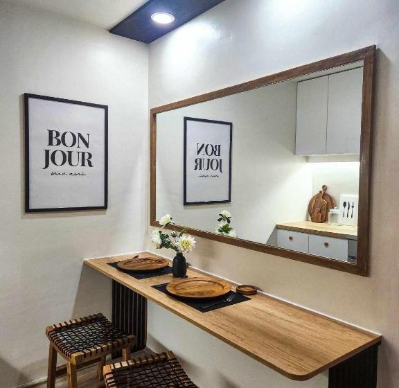 The Median, Cebu City Near It Park