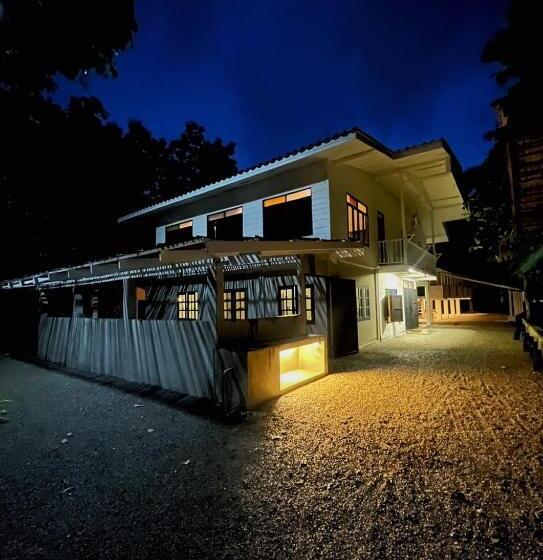 酒店 Waste Land Homestay & Resort Chiangmai