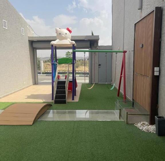 شاليهات الريف بلس الفندقية