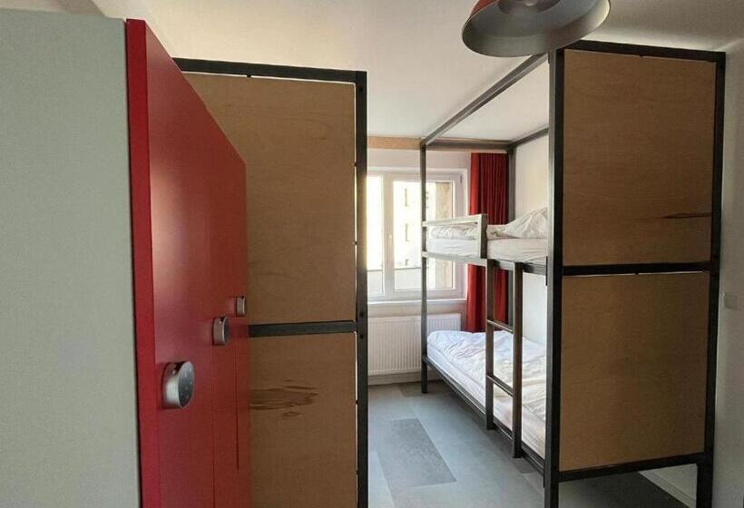 Izy Stay Hostel Coworking Nomads