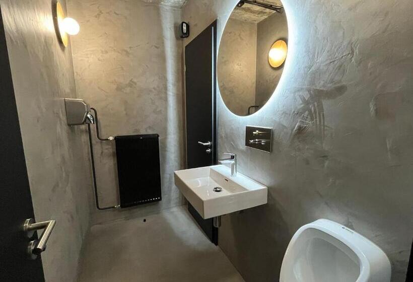 Izy Stay Hostel Coworking Nomads