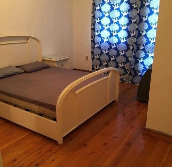 هاستل Long Way Inn