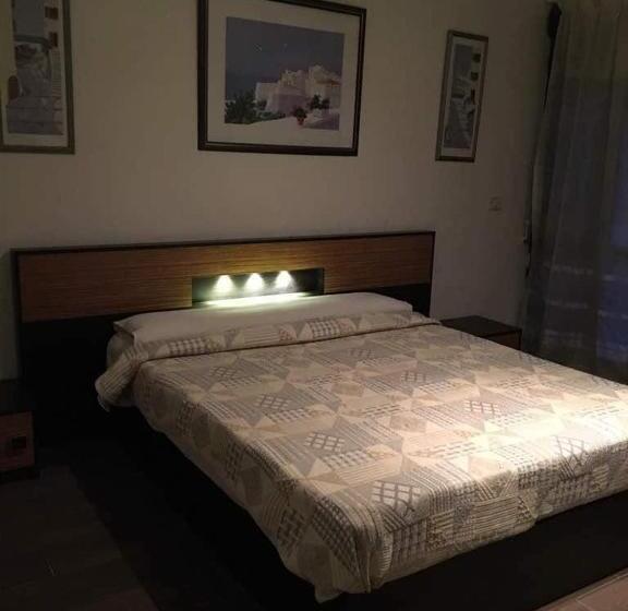 هاستل Long Way Inn