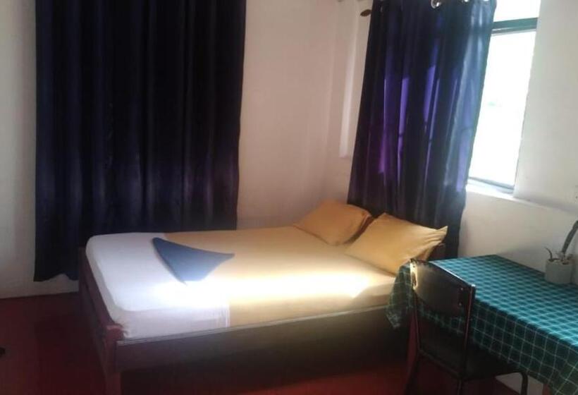 ユースホステル New Fifi Inn Trincomalee