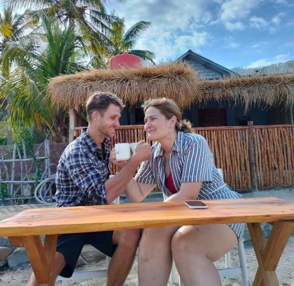 فندق صغير Sentigi Homestay Gili Gede