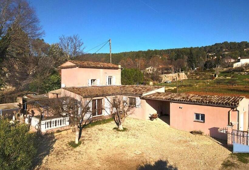 ベッドアンドブレックファースト Au Nid De Mes Anges