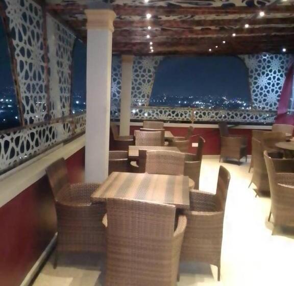 تختخواب و صبحانه Blue Terrace Residence