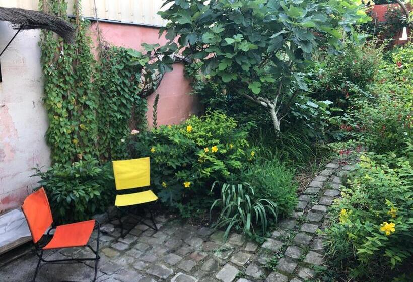 مبيت وإفطار Chez Renaud