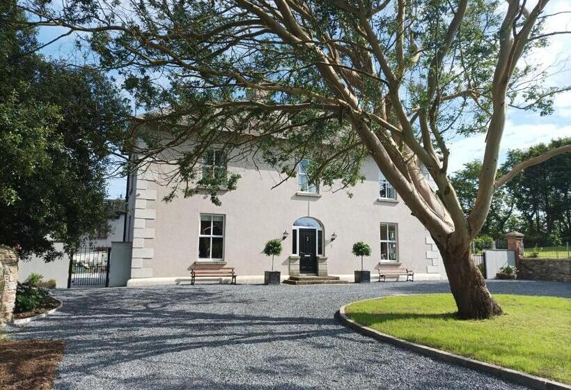 צימר Garryhack House