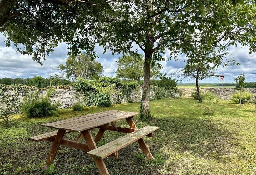 مبيت وإفطار La Ferme De Tart