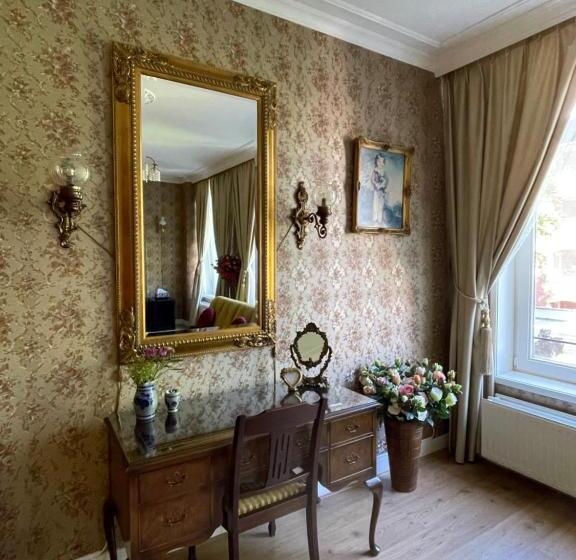 צימר Luxurious Classical Dutch Styled Room In City Centre Of The Hague