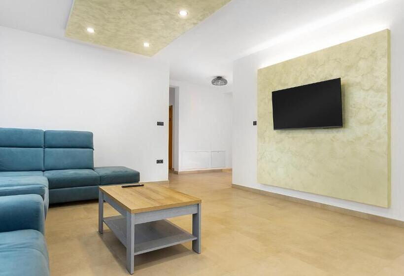 مبيت وإفطار Patakparti 4