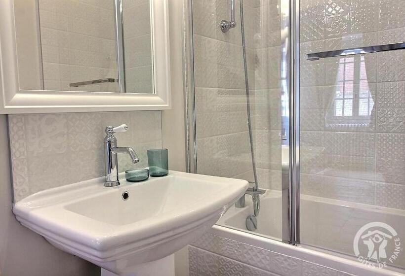 تختخواب و صبحانه Guest House Saint Yves