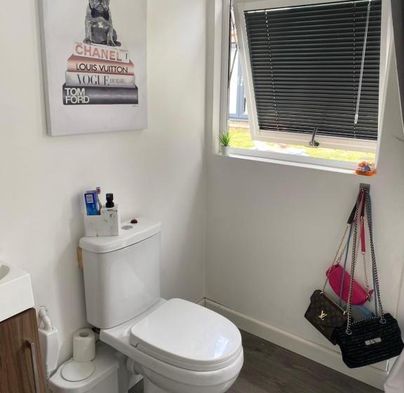 민박 Small Quirky Studio