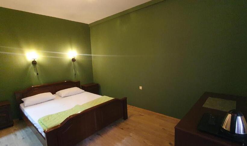 تختخواب و صبحانه Villa Lav