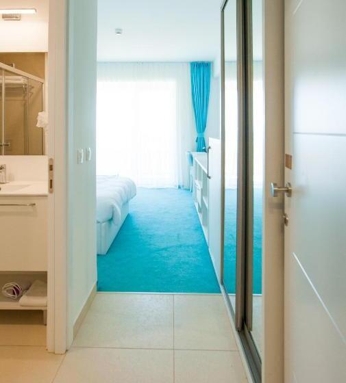 Blooming By The Sea Camere Cu Vedere Frontală Spre Mare