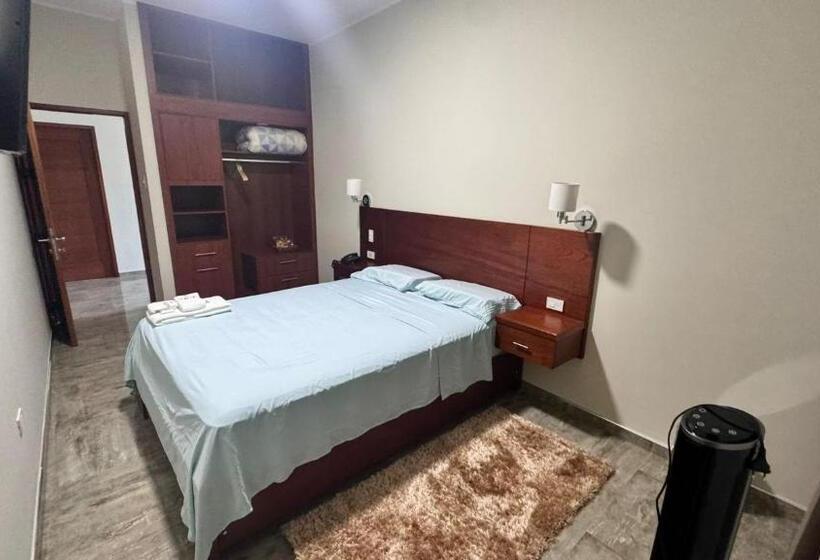 Caruzo Hotel And Suites