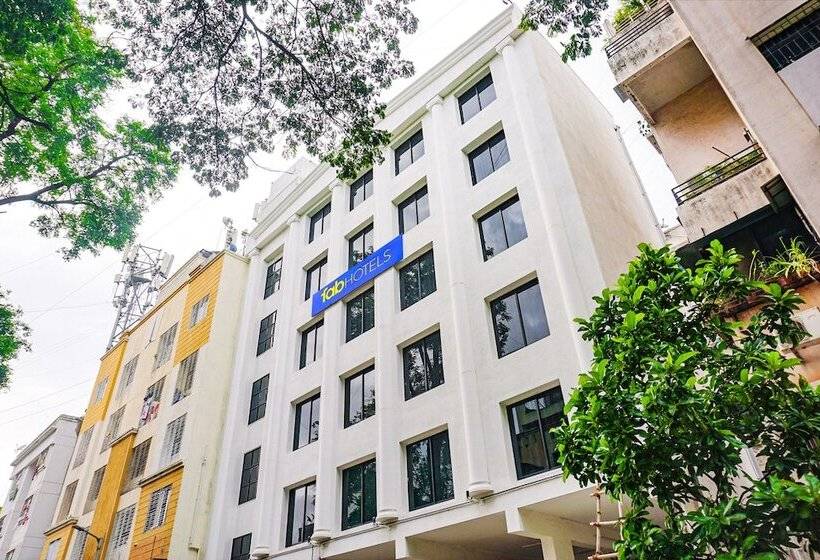 Fabhotel Royal Palace Inn   Lal Mahal