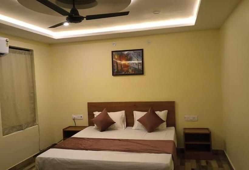 Hill Mountain Hotel And Restraunt