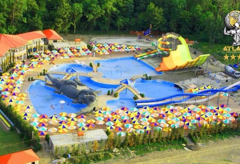 هتل Atlant Forest Vlllage