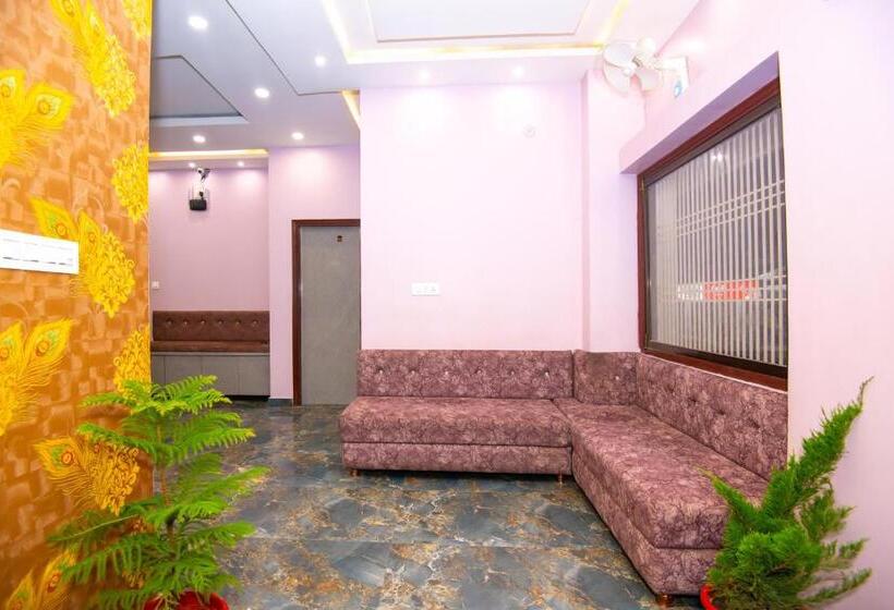 ホテル Ayodhaya Near By Ram Mandir