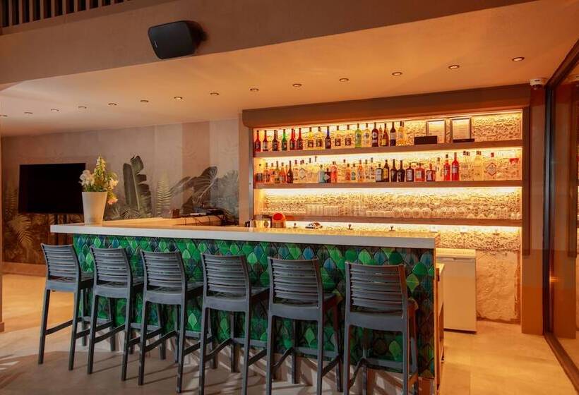 בית מלון כפרי Casa Lumar Luxury Lodging