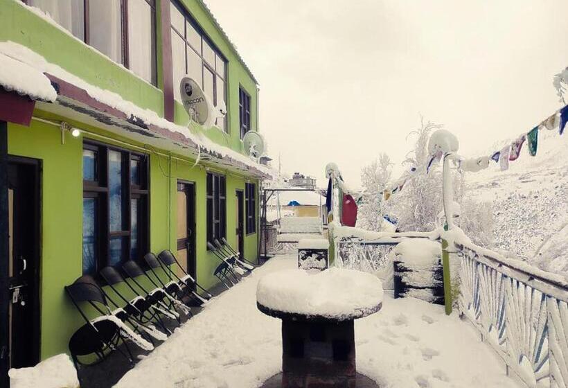 فندق Drilbu Ri Homestay