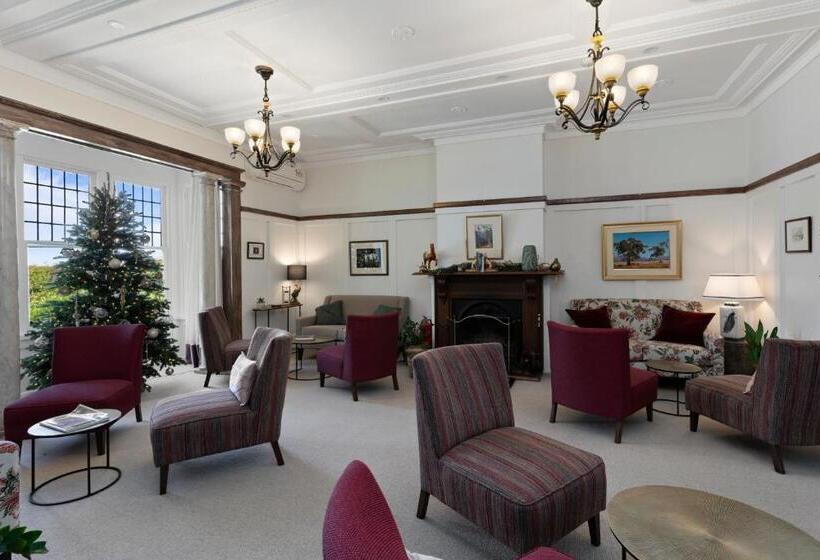 בית מלון כפרי Eastview Estate