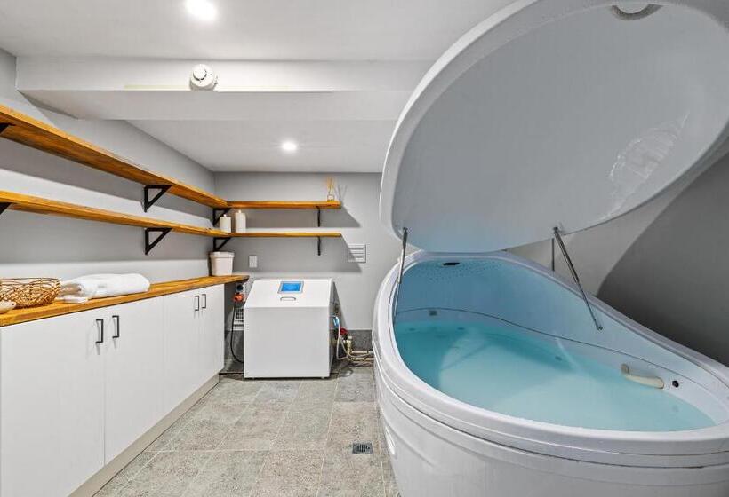 בית מלון כפרי Eastview Estate