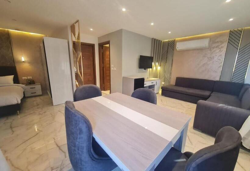 El Mesaadya Hotel فندق المساعدية