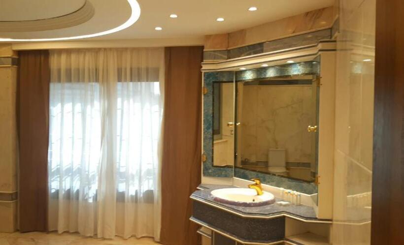 El Mesaadya Hotel فندق المساعدية