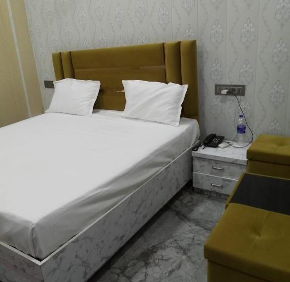 בית מלון כפרי Gaytri Bliss Home Stay