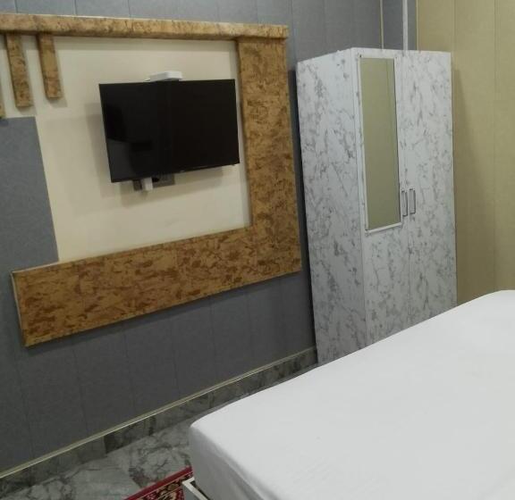 בית מלון כפרי Gaytri Bliss Home Stay