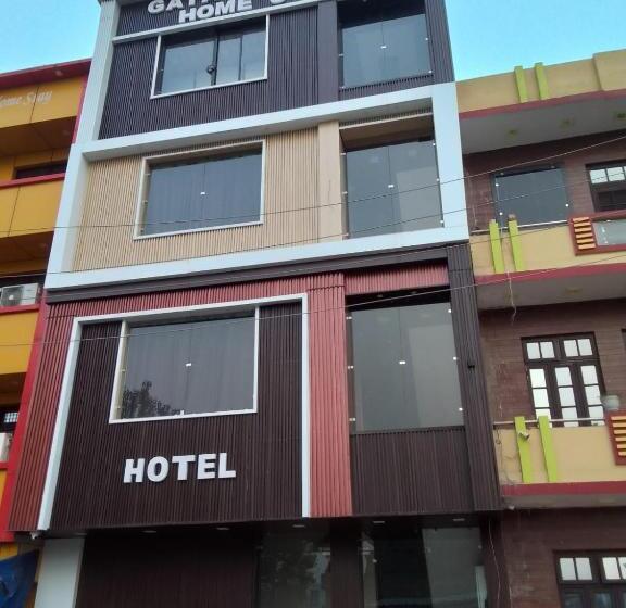 בית מלון כפרי Gaytri Bliss Home Stay