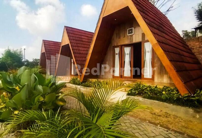 ホテル Glamping Pengilon Edupark Mitra Reddoorz