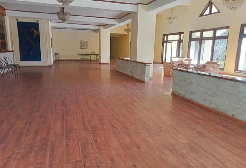 Отель Himalayan Fort Resort, Manali ! Riverside Property !! Big Lawn With Bonfire !! Best Selling !! Sce