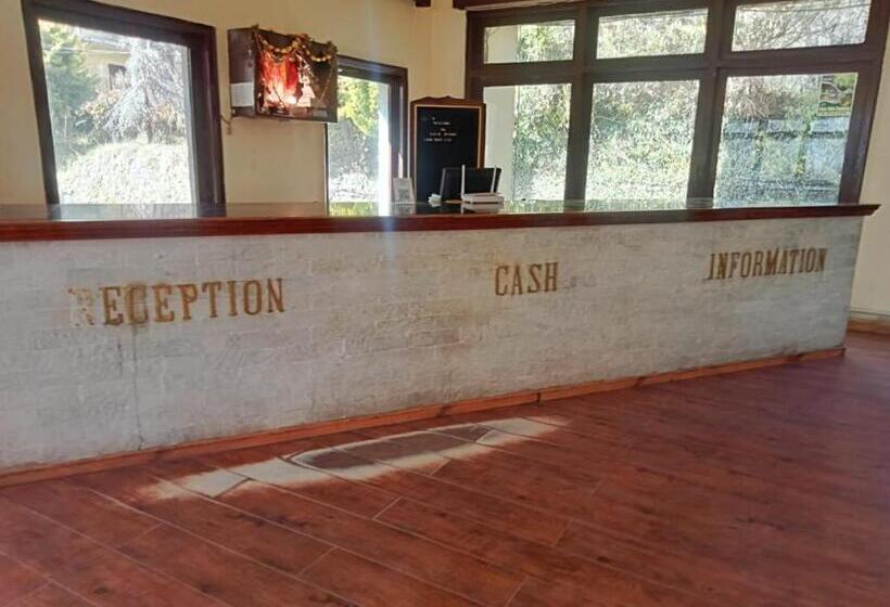 Отель Himalayan Fort Resort, Manali ! Riverside Property !! Big Lawn With Bonfire !! Best Selling !! Sce