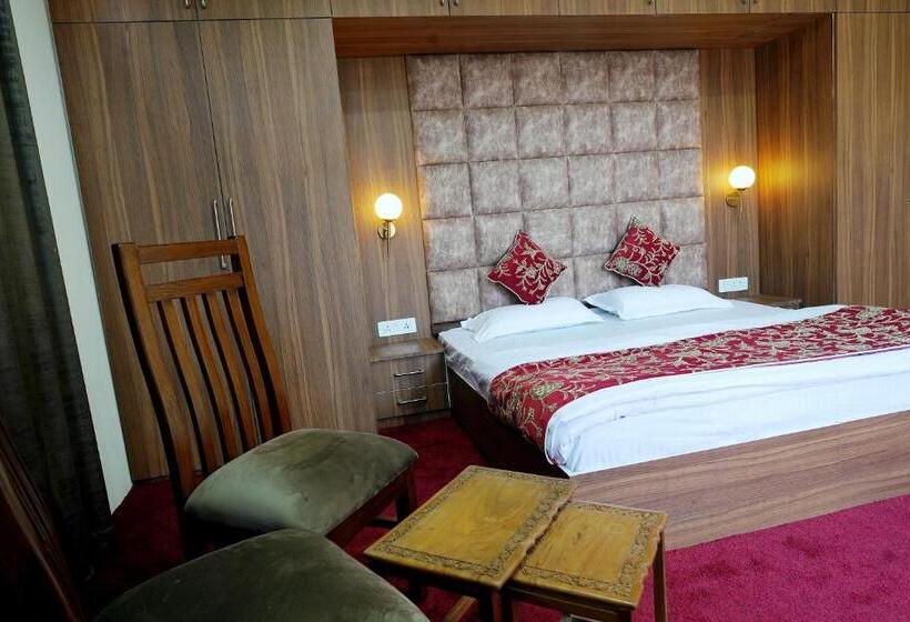 Отель Villa Homey Inn , Srinagar