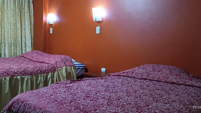 هتل Hostal Zurit Puno