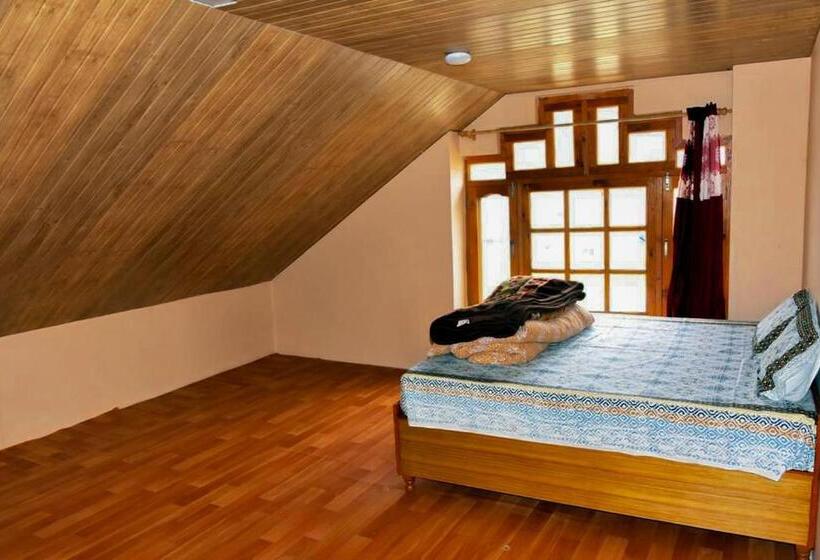 Отель Kilepa Homestay Kardang