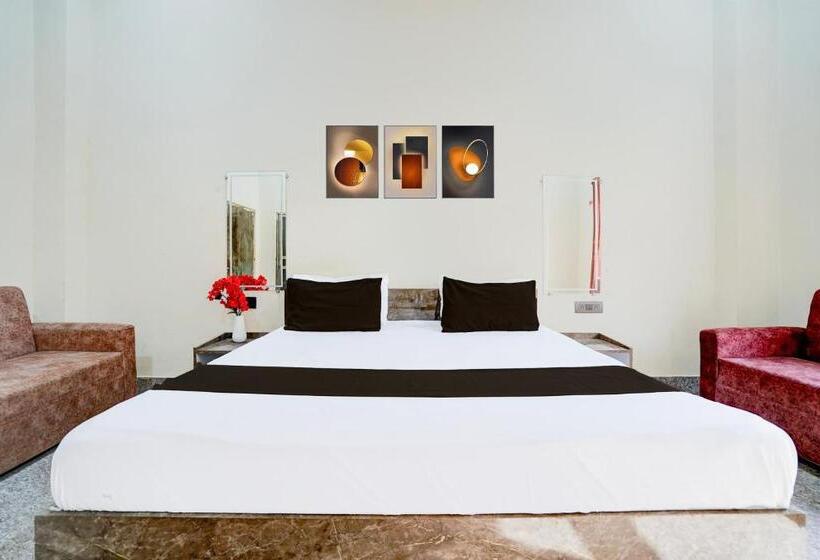 酒店 Oyo Kartar Banquet &