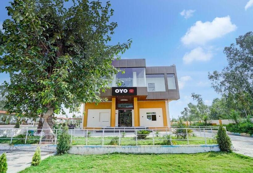 酒店 Oyo Kartar Banquet &