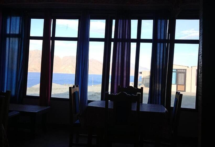 فندق Pangong Rainbow Cottage