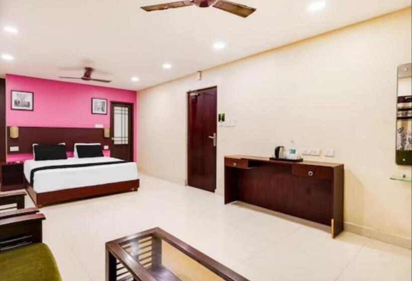 Отель Planet Inn Tnagar