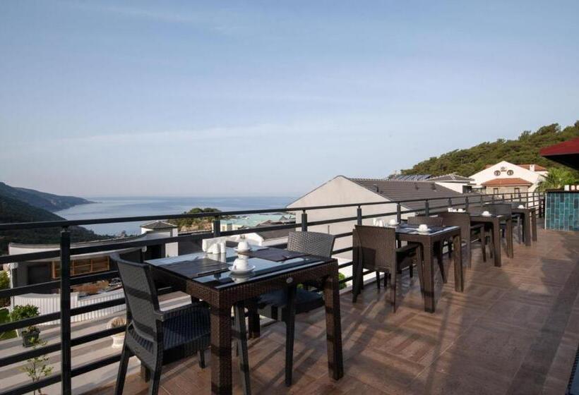 فندق Ramada by Wyndham Fethiye Oludeniz